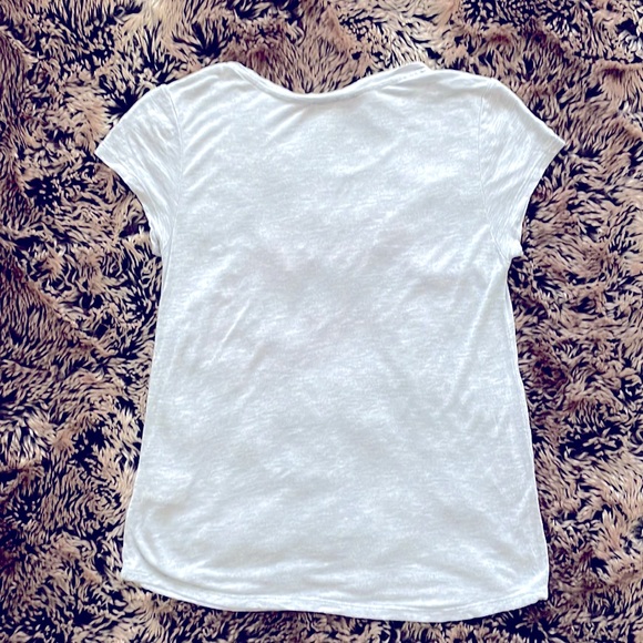 🫦Sequin Lips Tee🫦 - Picture 4 of 4